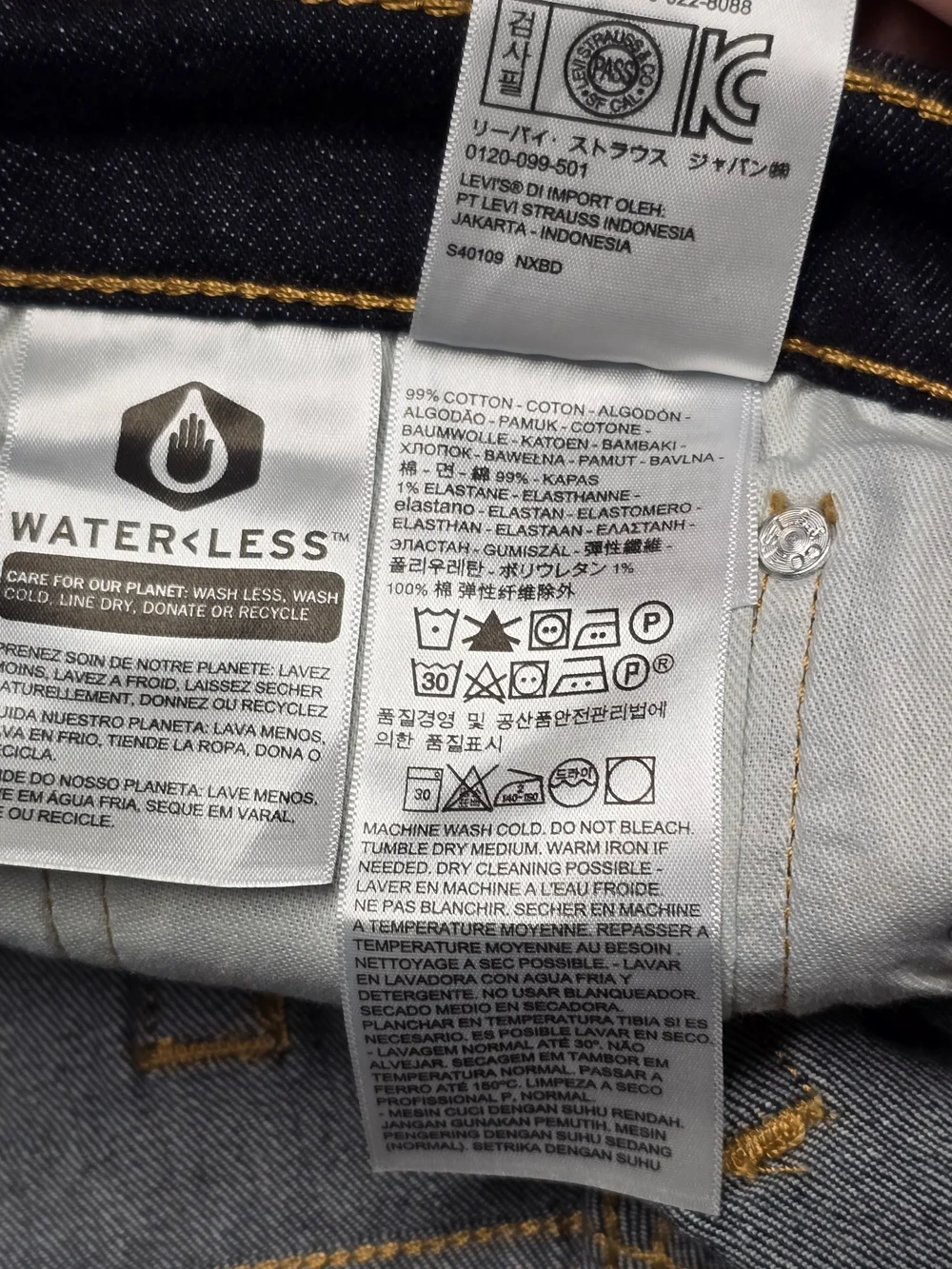 Levi's 511 Slim Skinny Men's Jeans in Dark Indigo with Yellow Stitching